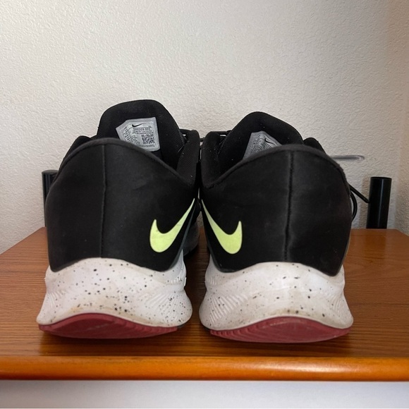 Men's Quest 3 DJ Black Running Shoes DH0203-001 size 13 - Picture 5 of 8